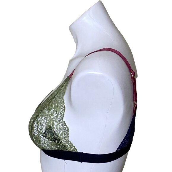 We Are We Wear NWT Evolve Recycled Lace Triangle Bralette, Khaki Navy Women's S - Picture 7 of 12